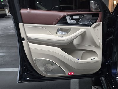MERCEDES-BENZ GLS - 8