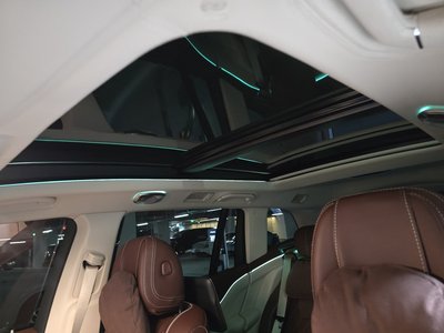 MERCEDES-BENZ GLS - 10