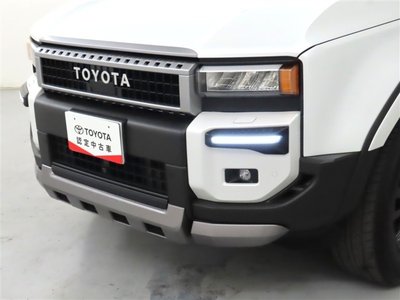 TOYOTA LAND CRUISER 250 - 8