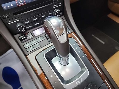 PORSCHE 911 - 8