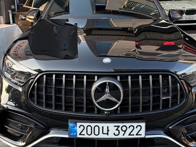 2025 Mercedes-BENZ GLC photo 1
