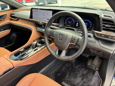 صورة 6 لـ 2025 Toyota CROWN SPORT