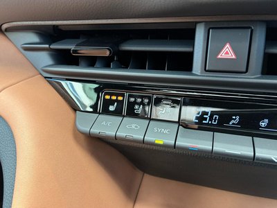 2025 Toyota CROWN SPORT 缩略图 14
