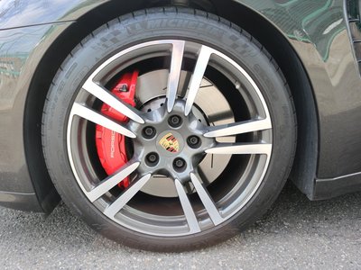 2014 Porsche PANAMERA 照片 3
