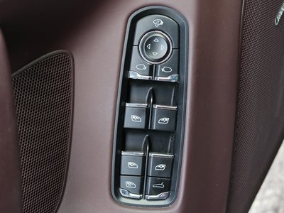 صورة مصغرة 26 لـ 2014 Porsche PANAMERA