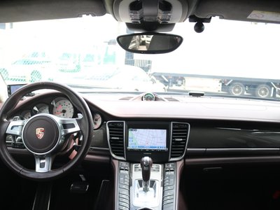 2014 Porsche PANAMERA 照片 8