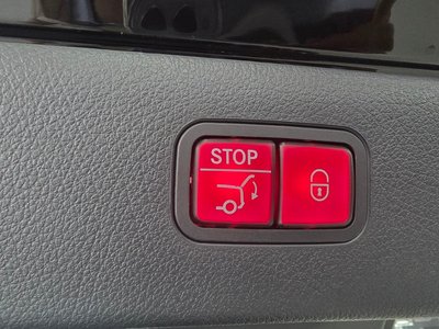 MERCEDES-BENZ EQS - 7