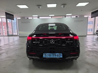 MERCEDES-BENZ EQS - 3