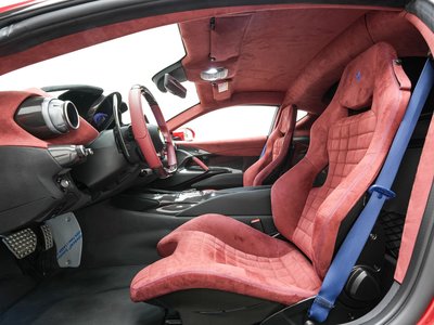 FERRARI 812 - 4
