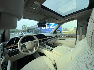 2022 Cadillac ESCALADE — фото 10