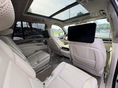 2022 Cadillac ESCALADE — фото 13