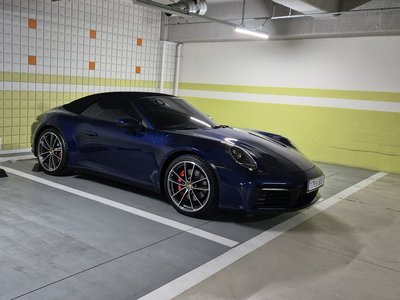 PORSCHE 911 - 4