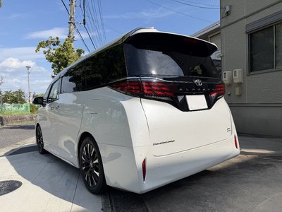 2025 Toyota ALPHARD 照片 3