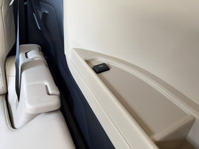 2025 Toyota ALPHARD 缩略图 46