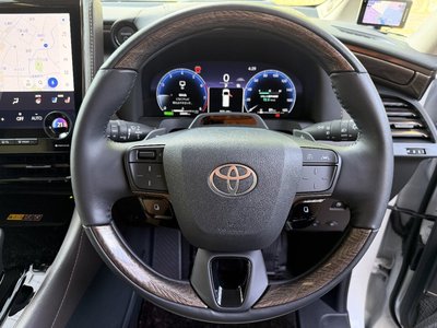 2025 Toyota ALPHARD 照片 8