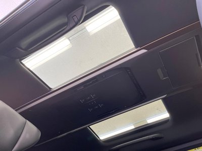 TOYOTA VELLFIRE - 3