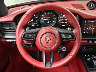 صورة مصغرة 13 لـ 2024 Porsche 911