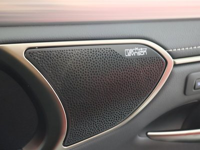صورة مصغرة 20 لـ 2023 Lexus ES