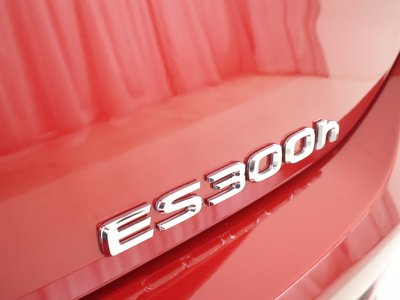 صورة مصغرة 26 لـ 2023 Lexus ES