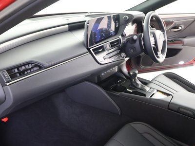 صورة مصغرة 29 لـ 2023 Lexus ES