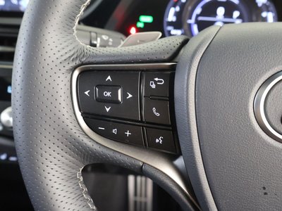صورة مصغرة 15 لـ 2023 Lexus ES