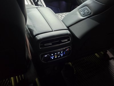 2021 Genesis GV80 — миниатюра 31