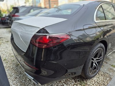 MERCEDES-BENZ E-CLASS - 4