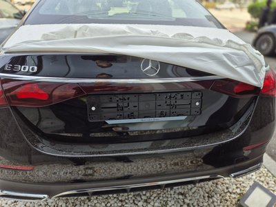 MERCEDES-BENZ E-CLASS - 2
