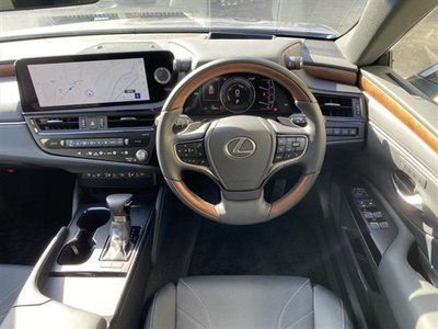 LEXUS ES - 10