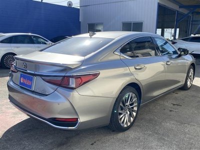 LEXUS ES - 8