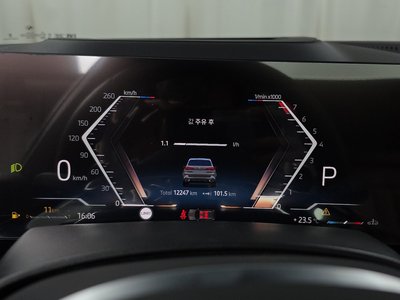 2025 BMW X5 — миниатюра 11