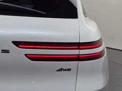 2023 Genesis GV70 photo 10