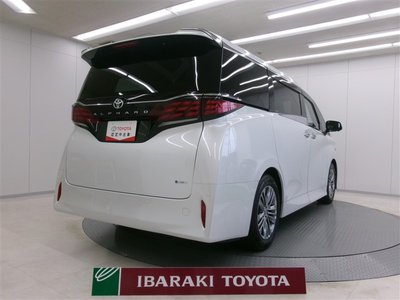 TOYOTA ALPHARD - 3