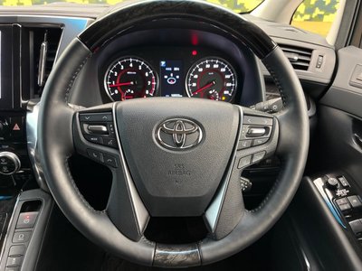 2023 Toyota ALPHARD — миниатюра 12