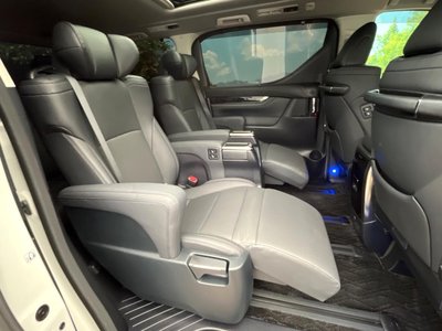 2023 Toyota ALPHARD 照片 9