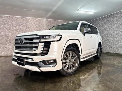 TOYOTA LAND CRUISER 300 - 1