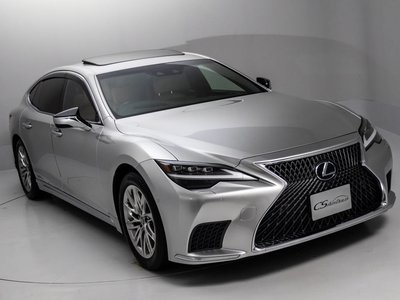 LEXUS LS - 7