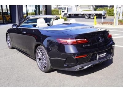 MERCEDES-BENZ E-CLASS - 3