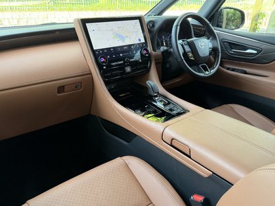 TOYOTA VELLFIRE - 6