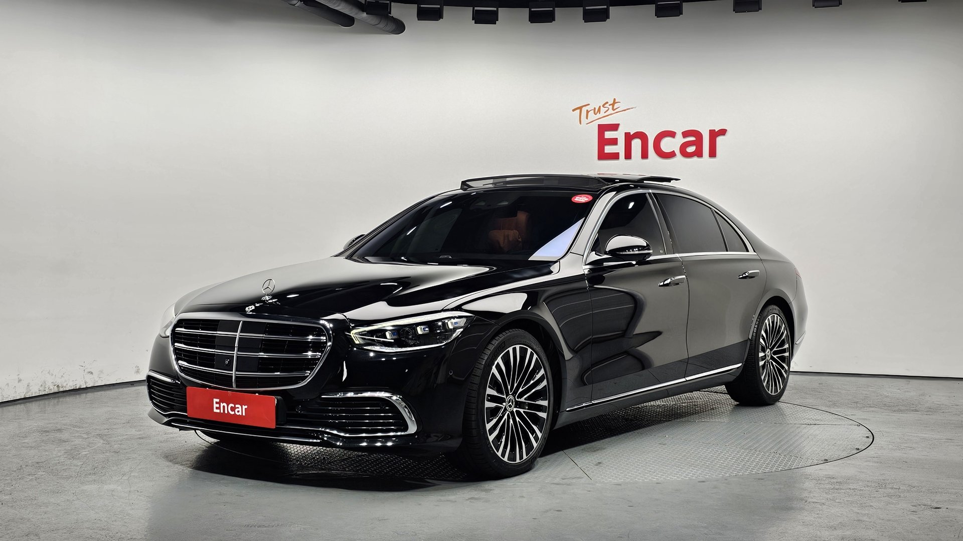 MERCEDES-BENZ S-CLASS - View 1