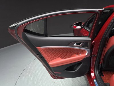 2023 Genesis THE NEW G70 — миниатюра 15