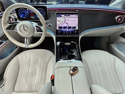 MERCEDES-BENZ EQE - 5