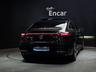 MERCEDES-BENZ EQE - 4