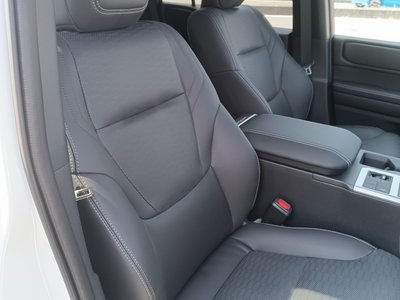 TOYOTA LAND CRUISER 250 - 9