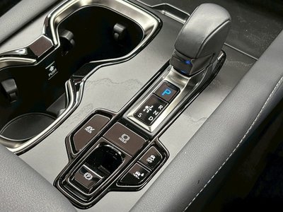 صورة مصغرة 69 لـ 2023 Lexus RX