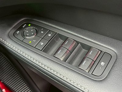 صورة مصغرة 72 لـ 2023 Lexus RX