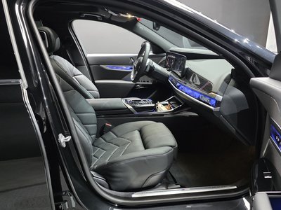 2025 BMW 7 SERIES — миниатюра 16