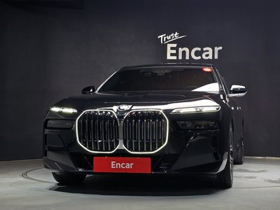 2025 BMW 7 SERIES 照片 2
