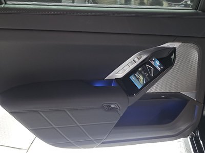 2025 BMW 7 SERIES — миниатюра 15