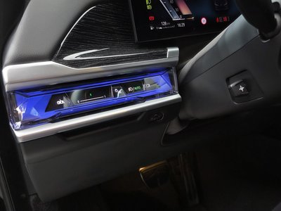 2025 BMW 7 SERIES — миниатюра 25